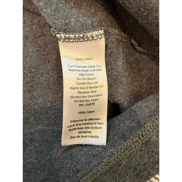 Vineyard Vines Gray Shark Graphic Tee Unisex S 100% Cotton Casual Short Sleeve C - Picture 6 of 10